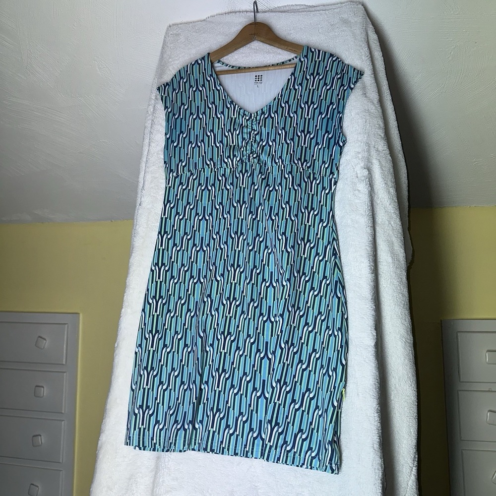 Title Nine Dress L Blue Green‎ Diamalete Stretch Hiking Athleisure Performance - Picture 6 of 8